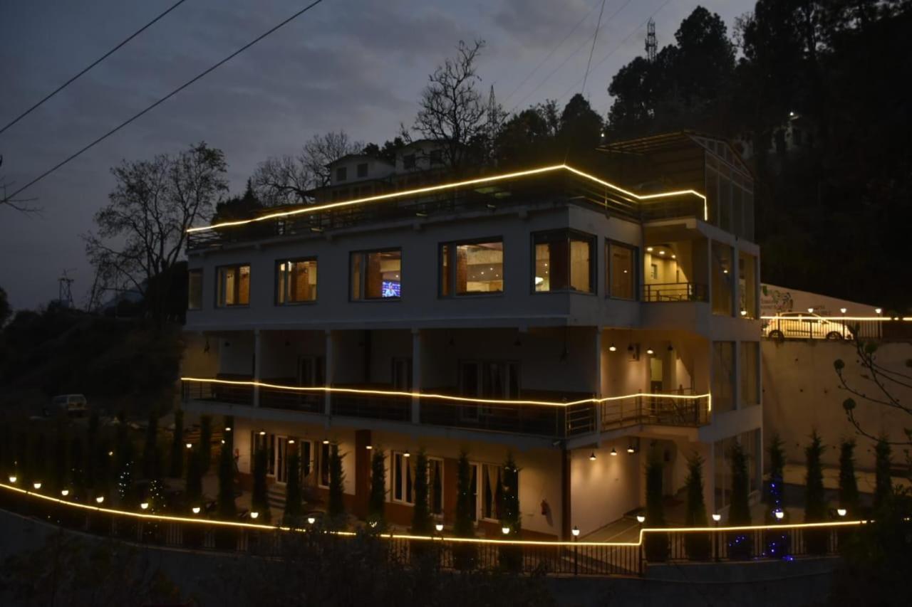 The Aesthetic Hotel & Restaurant Bhīm Tāl エクステリア 写真